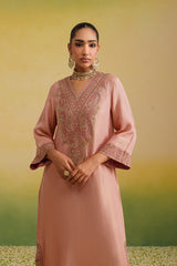 pink tissue kaftan, zardozi embroidery, hand embroidery, zoom in shot
