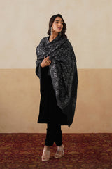 Midnight Zari Jaal Shawl For Women (Black) — Premium Corporate Gift
