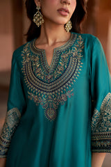 Jashn Bottle Green Embroidered Farshi Set, bottle green embroidered kurta with farshi and organza dupatta, image 3 of 11