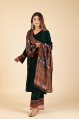 BOTTLE GREEN CRUSH SUIT WITH WOVEN CHANDERI DUPATTA