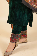BOTTLE GREEN CRUSH SUIT WITH WOVEN CHANDERI DUPATTA