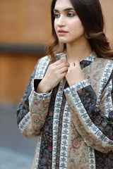BLACK-BEIGE WOOLLEN CAPE