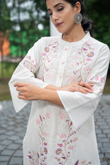 White Floral Fusion Kurta Set for women's
