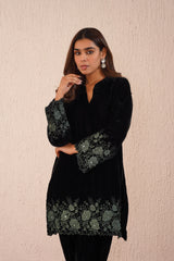 Black Velvet Thread Embroidery Set- Inching India