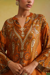 close up rust paisley coord