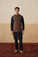 Meher Kaani Jacquard Jacket with Kurta & Pant