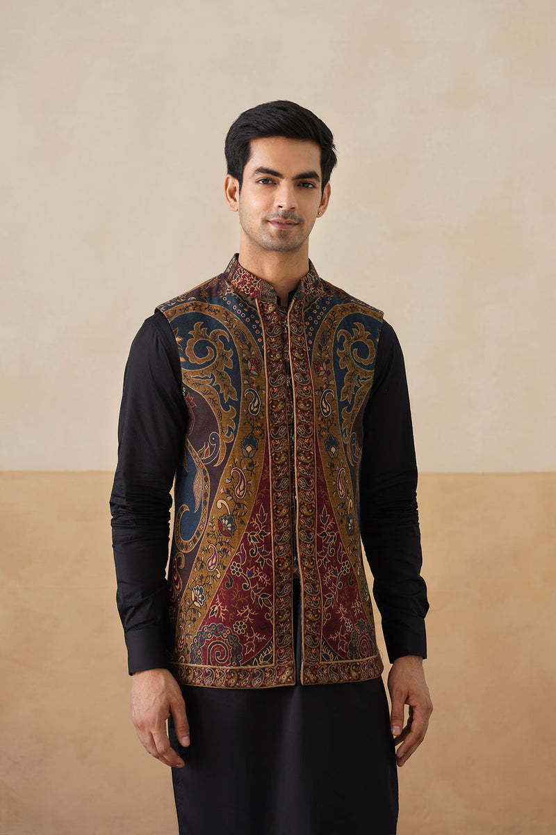 Meher Kaani Jacquard Jacket with Kurta & Pant