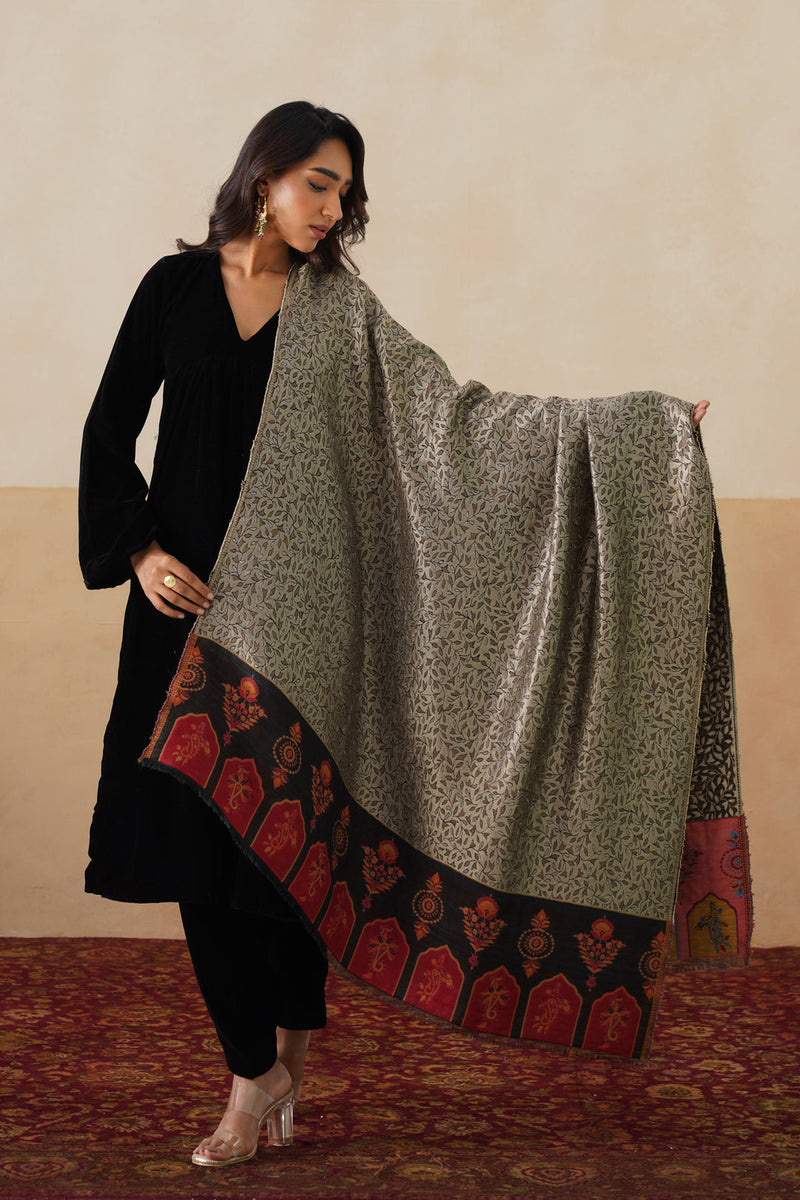 Gulnaar Vine Shawl