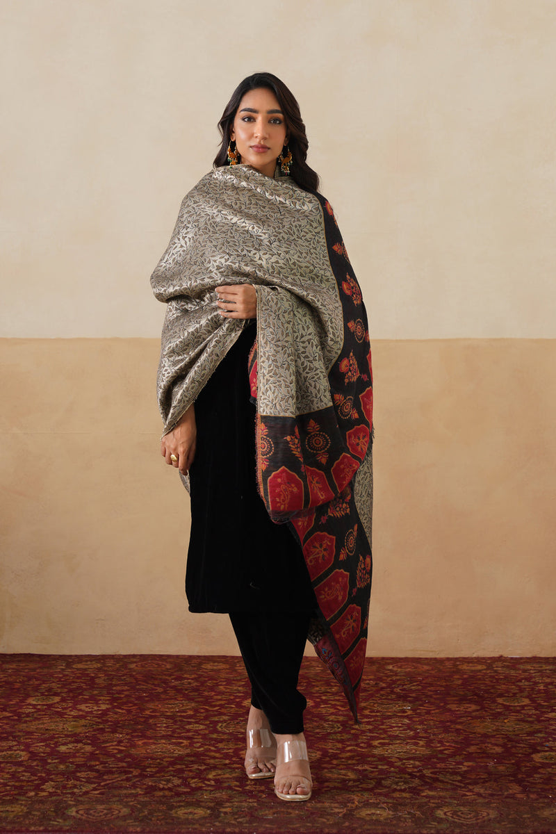 Gulnaar Vine Shawl