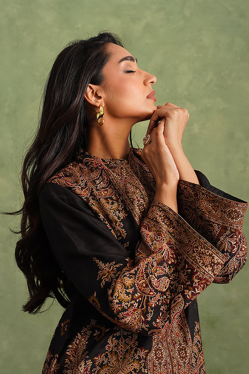 Aafreen Black Woven Set