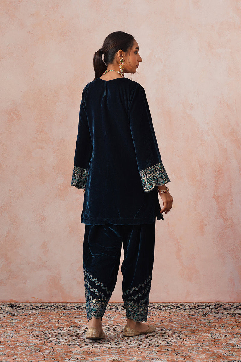 Aafreen Teal Blue Velvet Embroidered Set