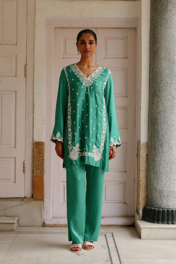 Parv Emerald Green Embroidered Set