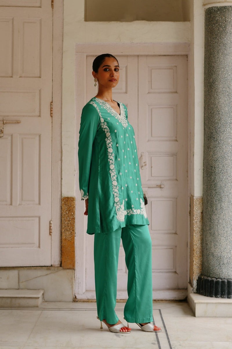 Parv Emerald Green Embroidered Set