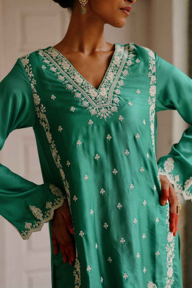 Parv Emerald Green Embroidered Set