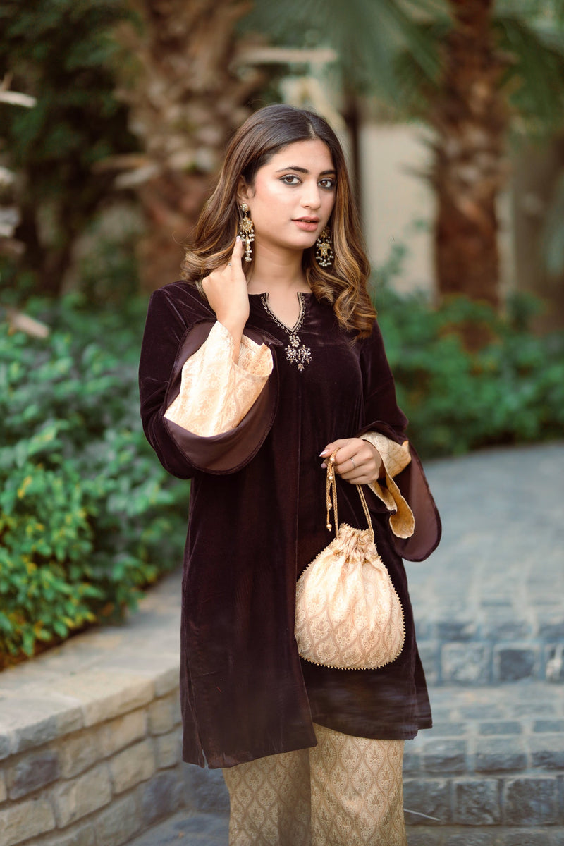 BROWN EMBROIDERED TOP WITH BROCADE PANTSUITS